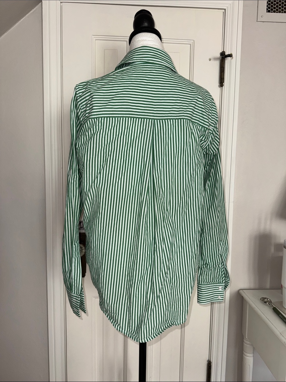 Evereve Green and White Striped Button-Up Shirt - Picture 5 of 8